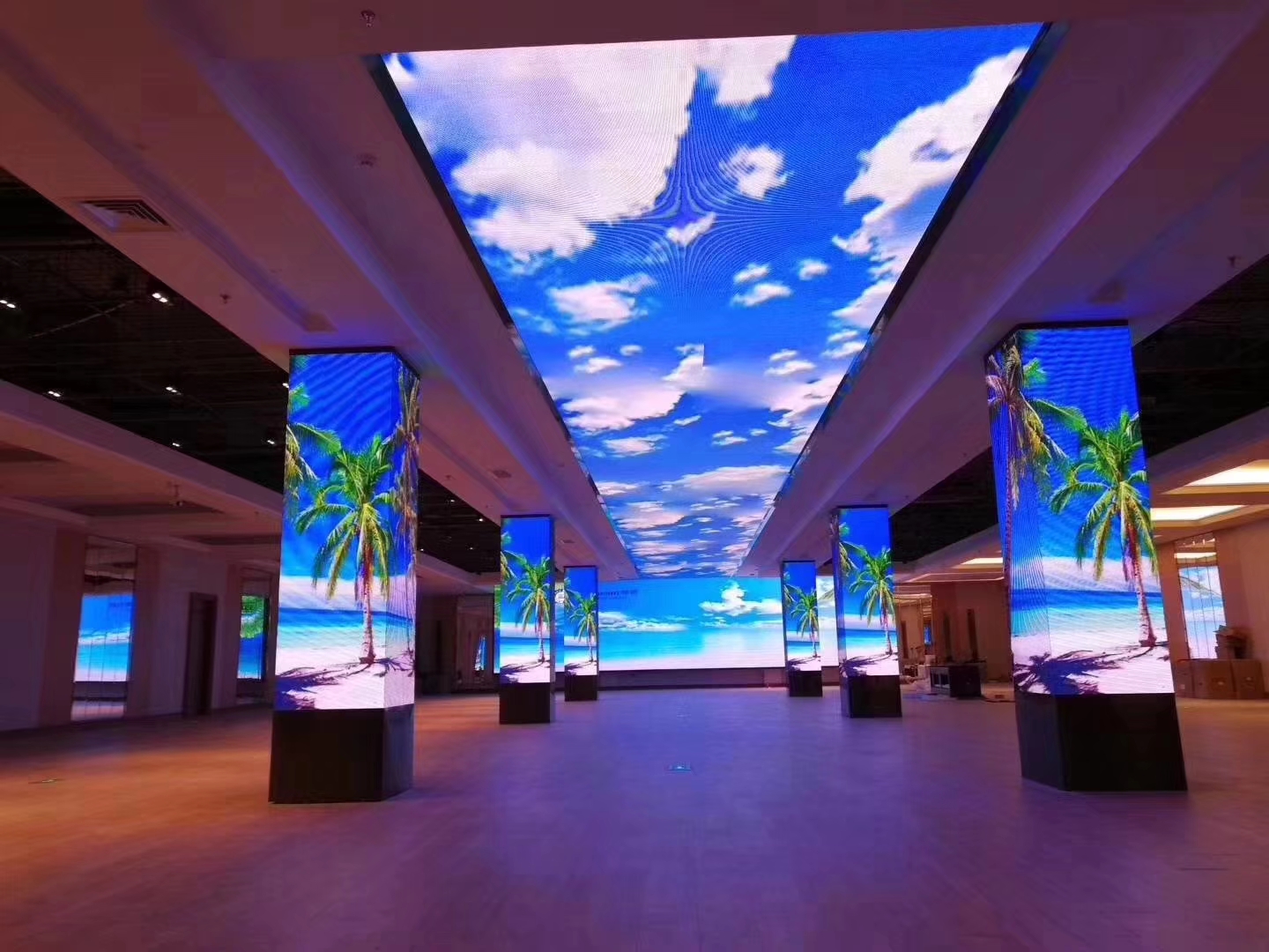 LED<a href=http://m.12580178.com/quancai/ target=_blank class=infotextkey>全彩顯示屏</a>