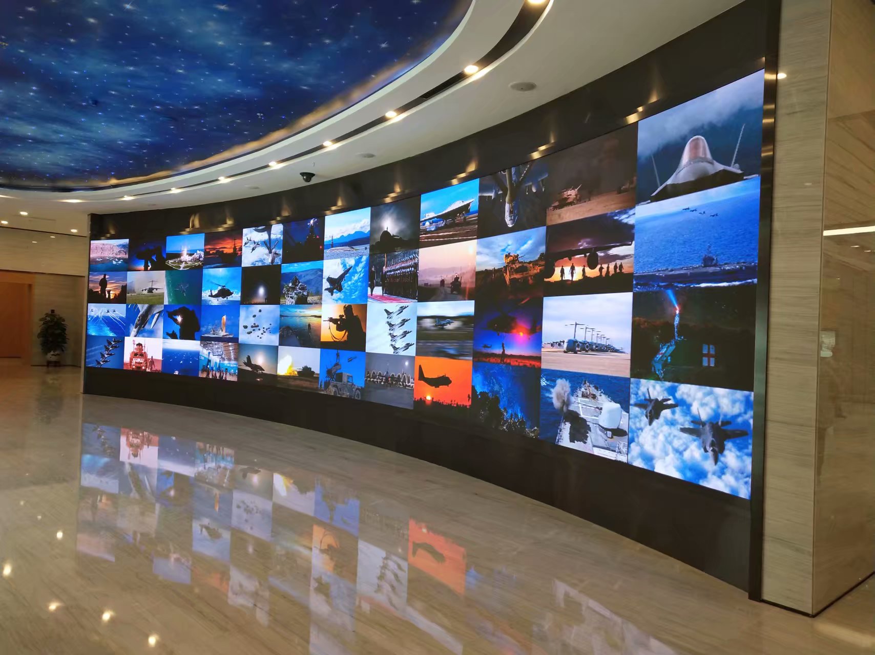 LED<a href=http://m.12580178.com/quancai/ target=_blank class=infotextkey>全彩顯示屏</a>