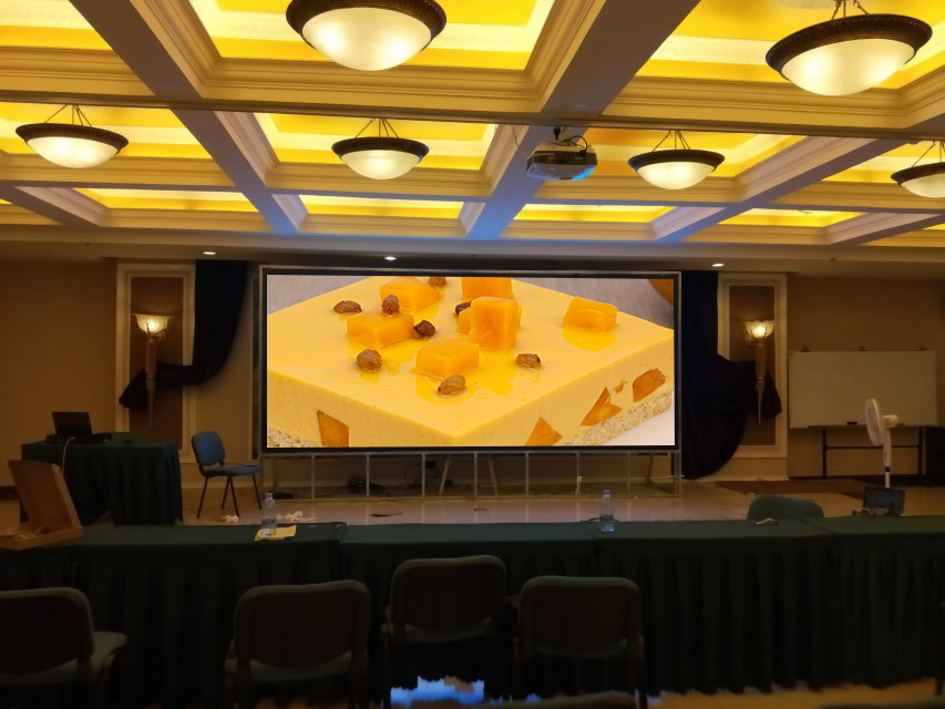 酒店室內(nèi)LED<a href=http://m.12580178.com/quancai/ target=_blank class=infotextkey>全彩顯示屏</a>
